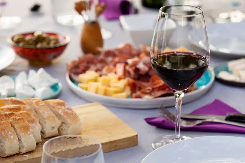 Περιήγηση με τα πόδια στο Κότορ και γευσιγνωσία κρασιού 2026