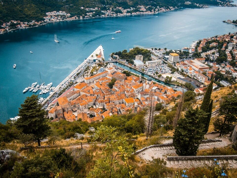 Η καλύτερη περιήγηση με τα πόδια στο Κότορ 2026